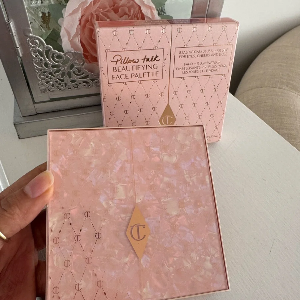 CHARLOTTE TILBURY PILLOW TALK BEAUTIFYING FACE PALETTE MEDIUM DEEP